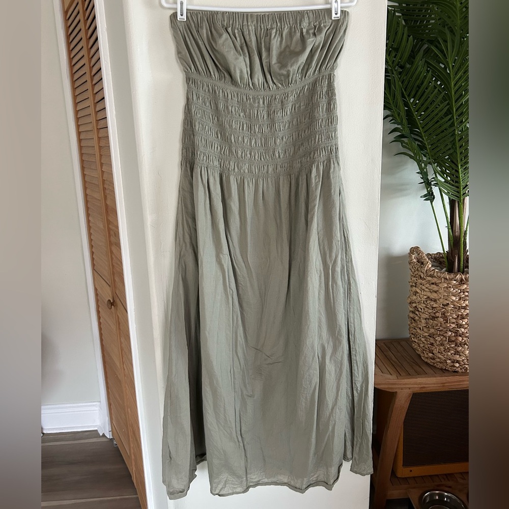 Strapless A&E Dress